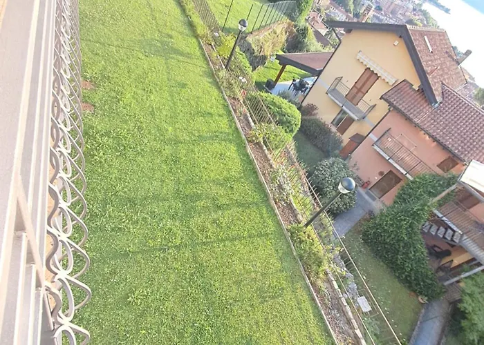 Apartment Al Roccolo Mit Seeblick Und Garten