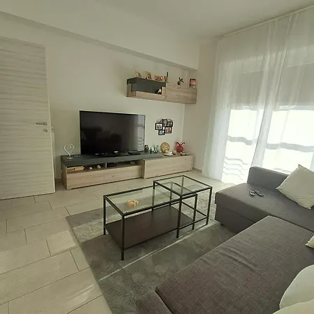 Al Roccolo Mit Seeblick Und Garten Appartement Luino